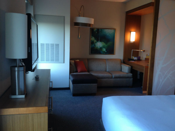 Hyatt Place LAX Corner King Room