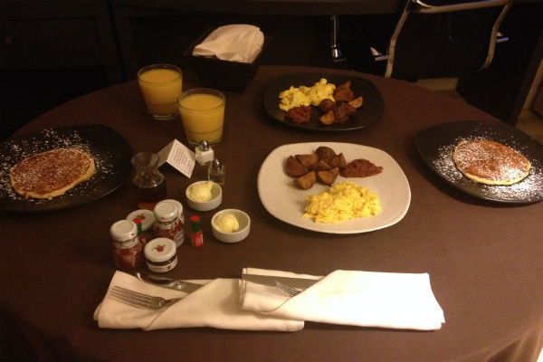 Complimentary breakfast at Hyatt Olive 8 Seattle