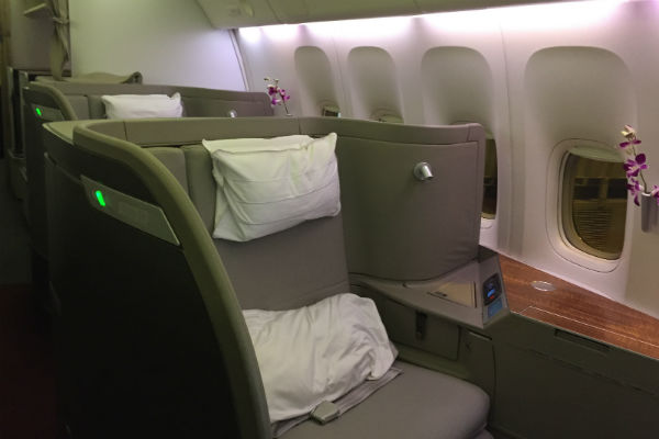 Cathay Pacific First Class Seat Onboard flight 872 HKG to SFO Onboard 777-300ER