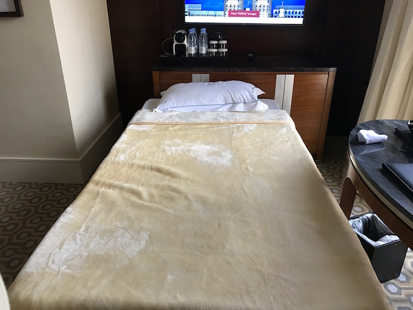 Review Conrad Makkah Extra Bed