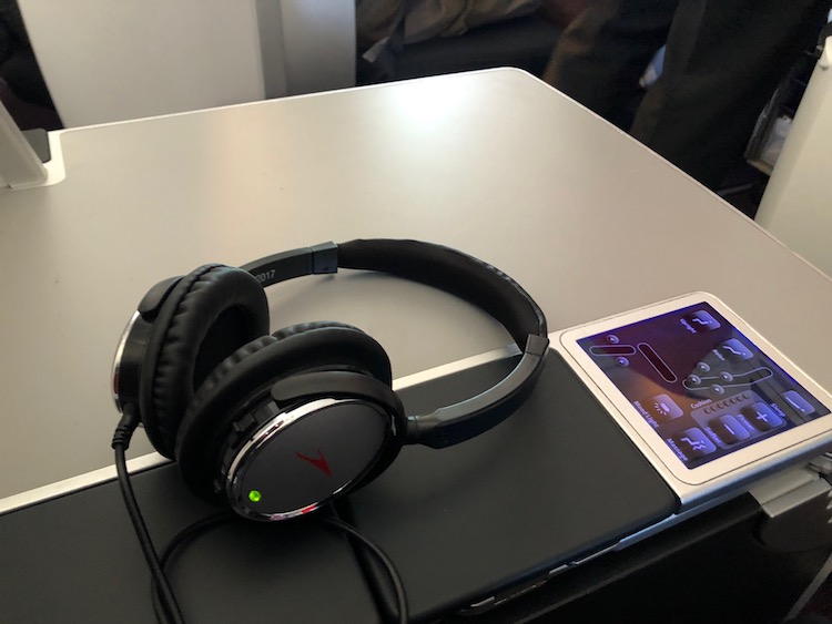 Business Class headphones 777-200