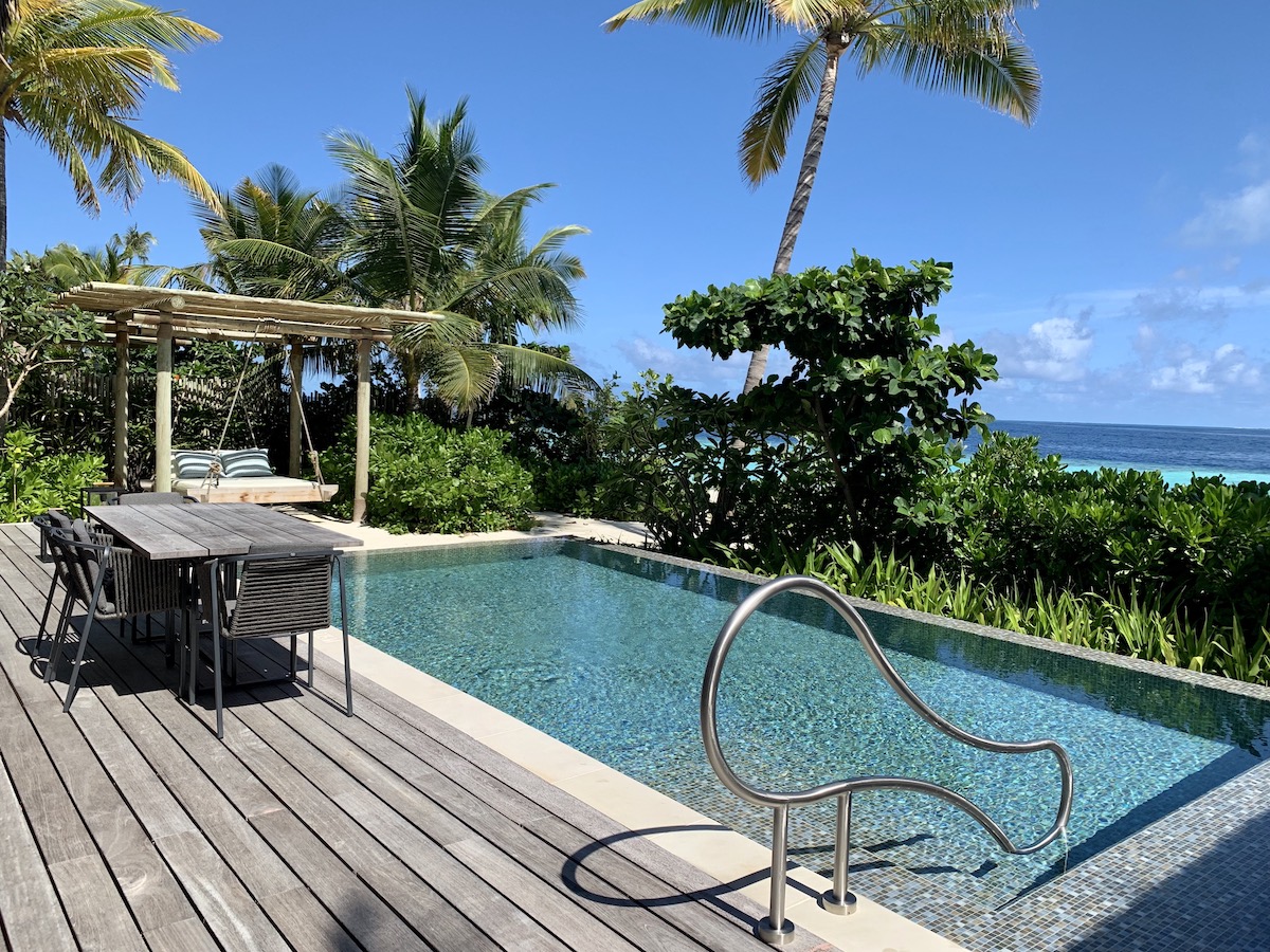 Waldorf Astoria Maldives Beach Villa pool and swing bed